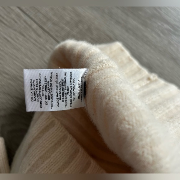 Joseph Ribbed Wool Button-Up Cardigan Sweater - Size M - Picture 8 of 8